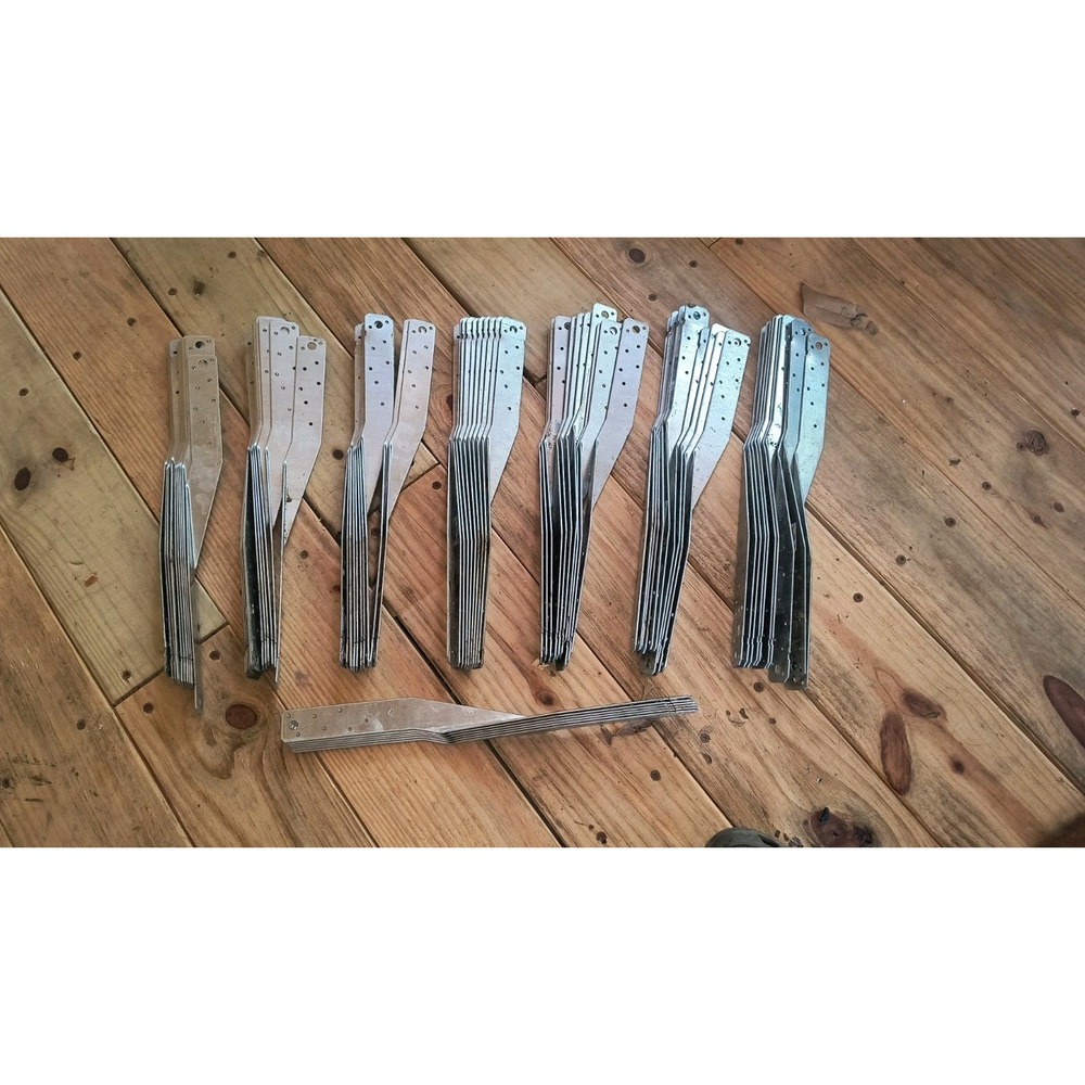 Simpson Strong-Tie HTS16 Heavy Twist Strap 16" 14-Ga Galvanized - Box of 76